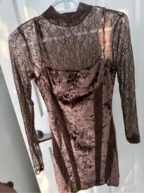 Vintage-Inspired Brown Velvet Lace Bodycon Dress